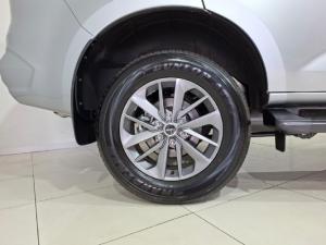 Isuzu mu-X 1.9TD LS - Image 7