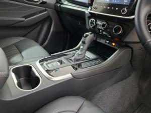 Isuzu mu-X 1.9TD LS - Image 9