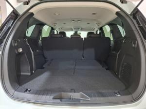 Isuzu mu-X 1.9TD LS - Image 6