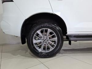 Isuzu mu-X 1.9TD LS - Image 7