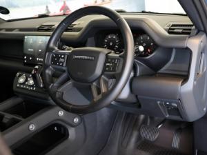 Land Rover Defender 110 D350 X-Dynamic HSE - Image 18