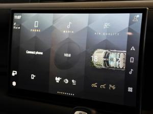 Land Rover Defender 110 D350 X-Dynamic HSE - Image 19