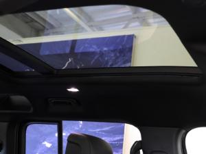 Land Rover Defender 110 D350 X-Dynamic HSE - Image 21