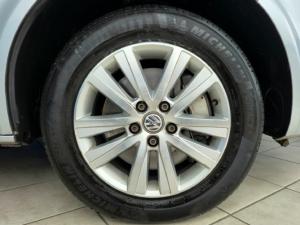 Volkswagen Caravelle 2.0BiTDI Highline - Image 13