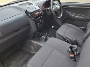 Isuzu D-Max Gen 6 250c single cab Fleetside - Image 7