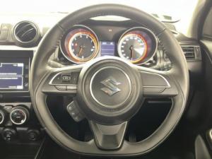 Suzuki Swift 1.2 GLX manual - Image 8