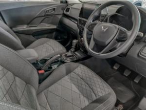 Mahindra XUV 3XO 1.2T MX2 manual - Image 10