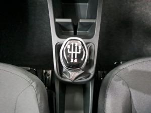 Renault Kwid 1.0 Techno manual - Image 11