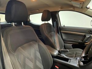 Renault Kiger 1.0 Turbo Intens manual - Image 5