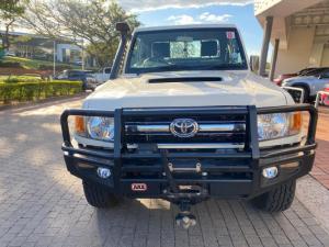 Toyota Land Cruiser 79 4.5D-4D LX V8 single cab - Image 9