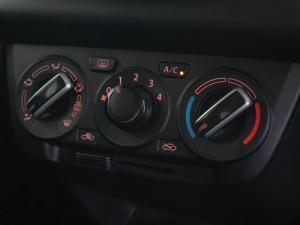 Suzuki Swift 1.2 GL manual - Image 22