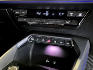 Audi A3 Sportback TFSI S line Black - Image 17