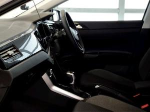 Volkswagen Polo hatch 1.0TSI Life auto - Image 15