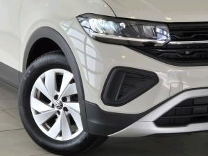 Volkswagen T-Cross 1.0TSI auto - Image 4