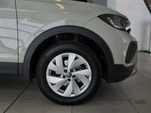 Volkswagen T-Cross 1.0TSI auto - Image 5