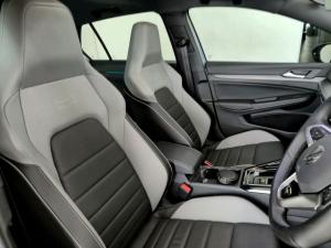Volkswagen Golf 1.4TSI R-Line Plus - Image 22