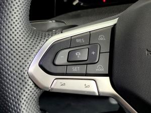Volkswagen Golf 1.4TSI R-Line Plus - Image 24