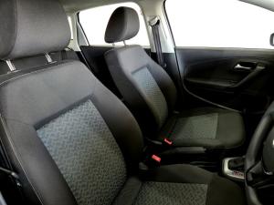 Volkswagen Polo Vivo hatch 1.6 Life - Image 25