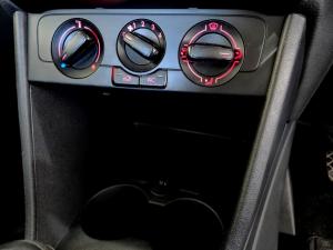 Volkswagen Polo Vivo hatch 1.4 Trendline - Image 20