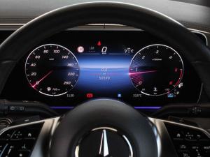 Mercedes-Benz V-Class V300d Exclusive - Image 8