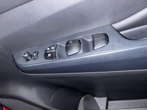 Nissan Navara 2.5DDTi double cab Pro-4X 4x4 - Image 26