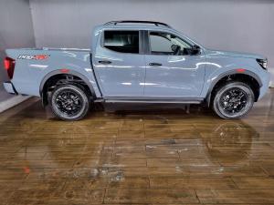Nissan Navara 2.5DDTi double cab Pro-4X 4x4 - Image 4