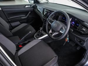 Volkswagen Polo hatch 1.0TSI Life auto - Image 13