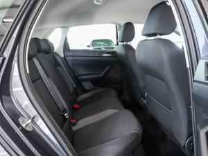 Volkswagen Polo hatch 1.0TSI Life auto - Image 17