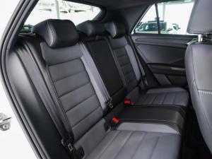 Volkswagen T-Roc 1.4TSI Design - Image 13
