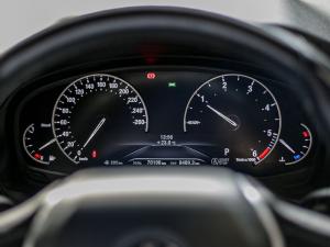 BMW X3 xDrive20d - Image 13