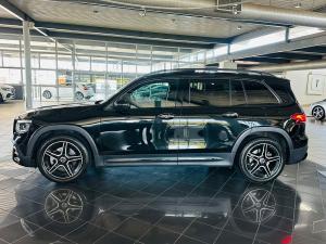 Mercedes-Benz GLB GLB220d 4Matic AMG Line - Image 11