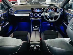Mercedes-Benz GLB GLB220d 4Matic AMG Line - Image 3