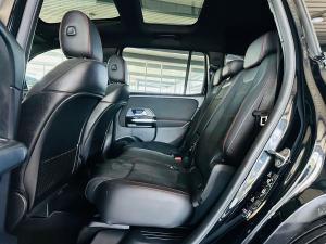 Mercedes-Benz GLB GLB220d 4Matic AMG Line - Image 6