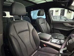 Audi Q7 45TDI quattro S line - Image 8