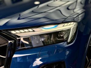 Audi Q7 55TFSI quattro Black Edition - Image 2