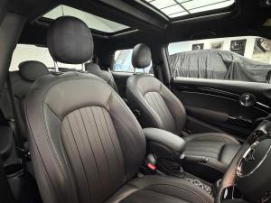 MINI Hatch John Cooper Works Hatch 3-door - Image 8