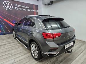 Volkswagen T-Roc 2.0TSI 140kW 4Motion Design - Image 3