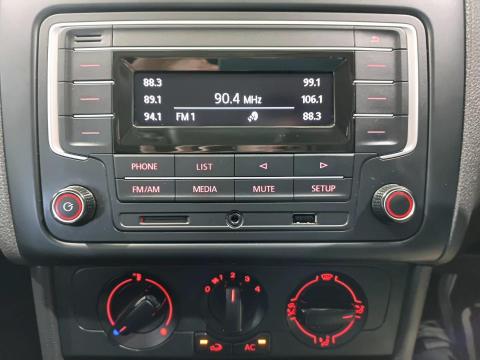 Image Volkswagen Polo Vivo hatch 1.4 Trendline