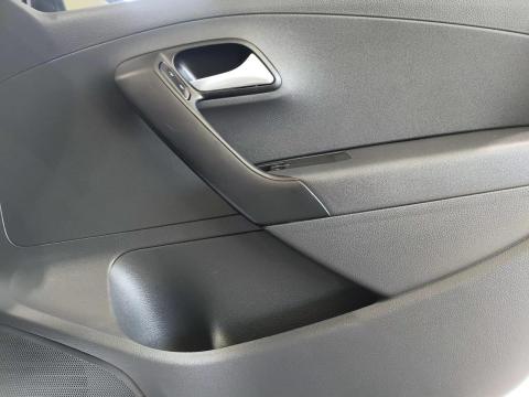 Image Volkswagen Polo Vivo hatch 1.4 Trendline
