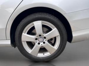 Mercedes-Benz C-Class C180 auto - Image 14