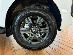 Toyota Hilux 2.8GD-6 double cab Raider auto - Image 11