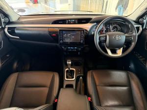 Toyota Hilux 2.8GD-6 double cab Raider auto - Image 17