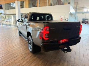 Toyota Hilux 2.8GD-6 48V double cab Raider - Image 10