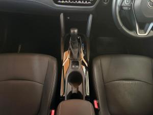 Toyota Corolla Cross 1.8 HEV XS - Image 17