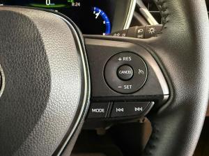 Toyota Corolla Cross 1.8 HEV XS - Image 20