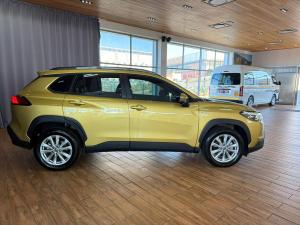 Toyota Corolla Cross 1.8 HEV XS - Image 9