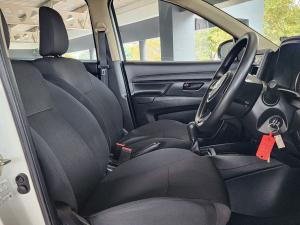 Suzuki Ertiga 1.5 GA - Image 13