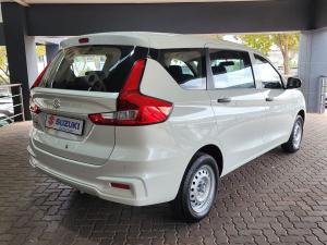 Suzuki Ertiga 1.5 GA - Image 8