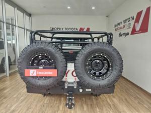 Toyota Land Cruiser 79 2.8GD-6 double cab auto - Image 5