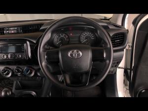 Toyota Hilux 2.4GD single cab S (aircon) - Image 8